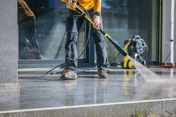 Why Choose Our Certified Pressure Washing Experts for Your Project Needs in East Chicago, IN?